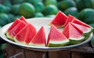 晚上睡觉吃瓜好吗