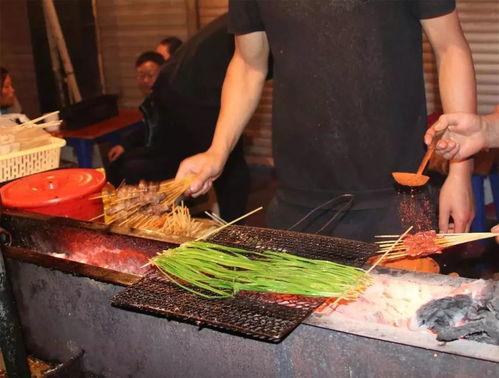 给瓜哥吃夜宵视频,美食与欢乐的完美邂逅