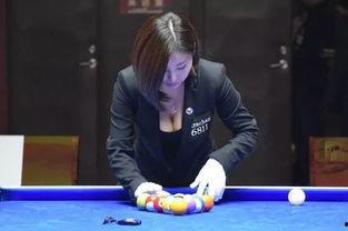 台球裁判吃瓜,赛场瞬间变喜剧现场